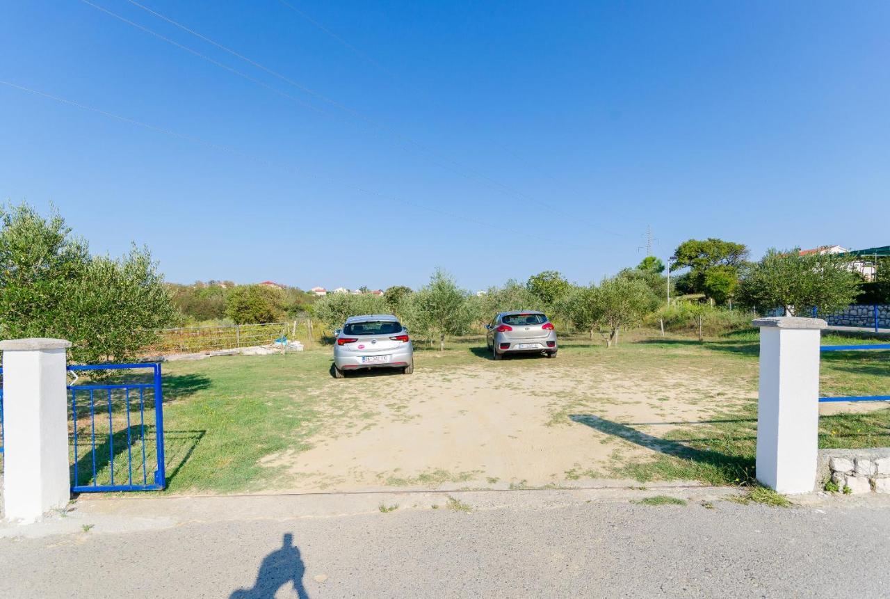 Apartments Danica ロパール エクステリア 写真