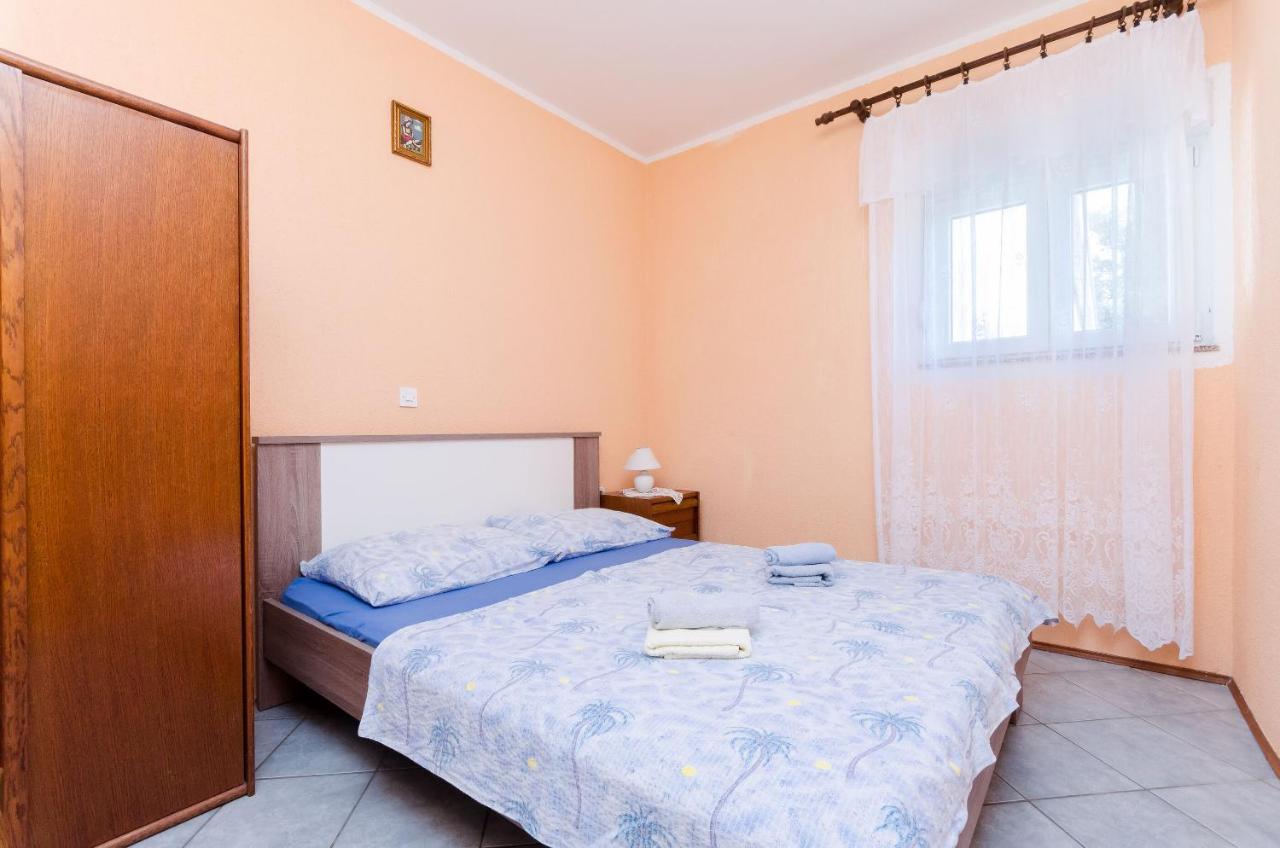Apartments Danica ロパール エクステリア 写真