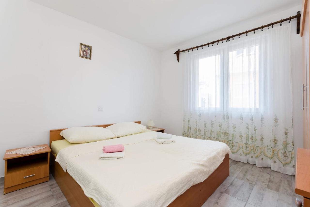 Apartments Danica ロパール エクステリア 写真